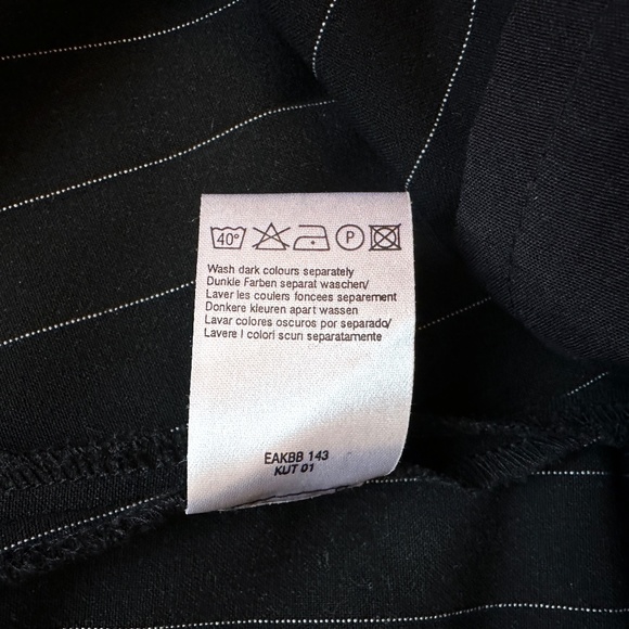 ELLE black pinstriped pants - Picture 11 of 11